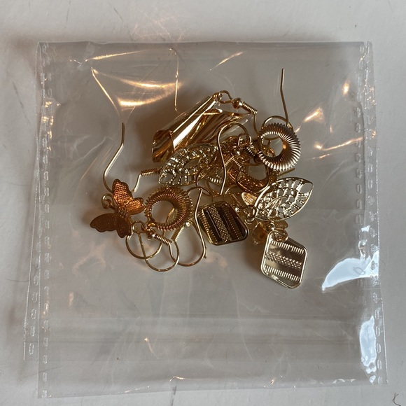 6 Pair Gold Tone Earring Set - Picture 3 of 3